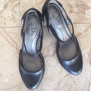 Life Stride Soft System Heels